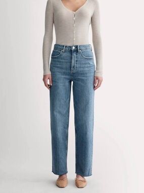 Everlane Way-High High-Rise Straight Leg Women's Jeans in Distressed 26L